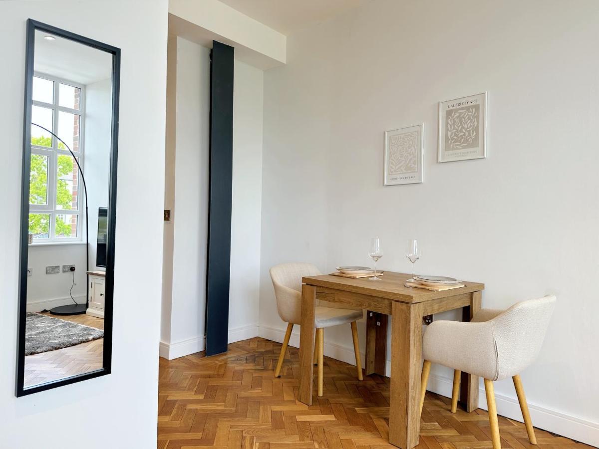 The Tailor'S Lounge - Central Flat Ripon & Parking Экстерьер фото